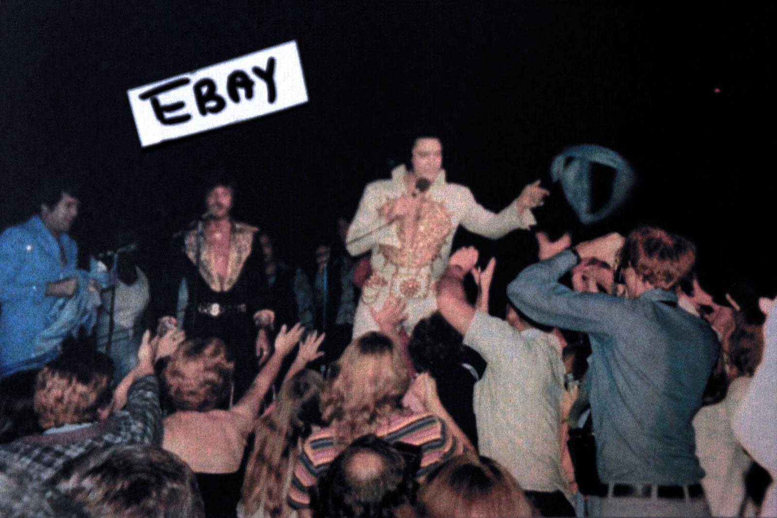 elvis-desmoines-6-23-1977.jpg